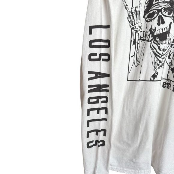 Adam Levine Skate or Die Skull 1981 Graphic Long Sleeve T-Shirt Men’s Large - Picture 4 of 9